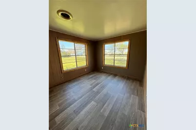 471 Old Goliad Road, Victoria, TX 77905 - Photo 9