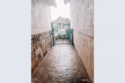 1223 Gruene Vintage, New Braunfels, TX 78130 - Photo 7