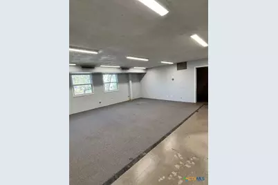 256 W Court Street, Seguin, TX 78155 - Photo 7