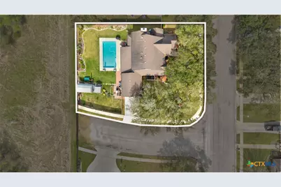 508 Masters Drive, Victoria, TX 77904 - Photo 9