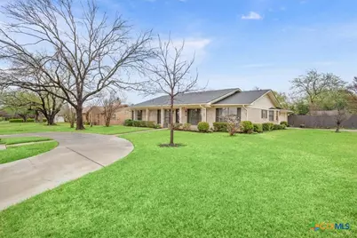 901 S Roy Reynolds Drive, Harker Heights, TX 76548 - Photo 3