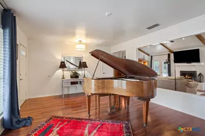 901 S Roy Reynolds Drive, Harker Heights, TX 76548 - Photo 13