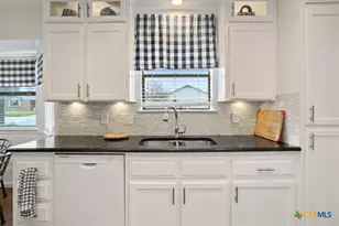 901 S Roy Reynolds Dr, Harker Heights, TX 76548 - Photo 21