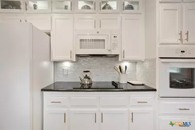 901 S Roy Reynolds Drive, Harker Heights, TX 76548 - Photo 19