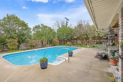 901 S Roy Reynolds Drive, Harker Heights, TX 76548 - Photo 29