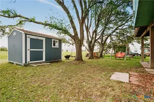 88 Bay St, Port O'Connor, TX 77982 - Photo 9