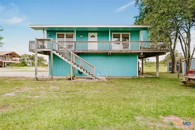 88 Bay Street, Port O'Connor, TX 77982 - Photo 1
