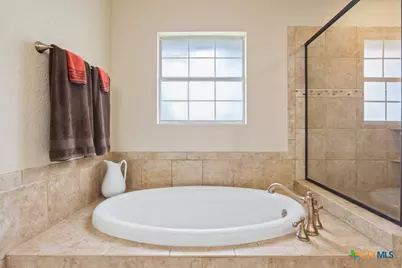 7511 N Lakeview Drive, Salado, TX 76571 - Photo 27