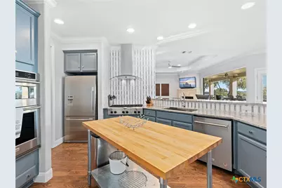 110 Kingsbury, Canyon Lake, TX 78133 - Photo 11