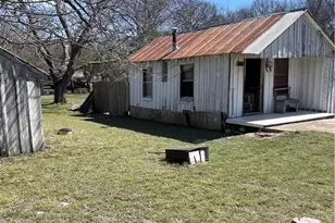 503 N Race St, Lampasas, TX 76550 - Photo 17