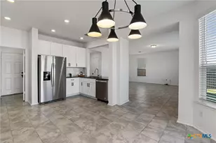204 Benmyrtle Trl, Georgetown, TX 78626 - Photo 13