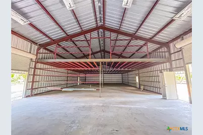 90 Honey Drive, Victoria, TX 77904 - Photo 13