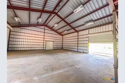 90 Honey Drive, Victoria, TX 77904 - Photo 17