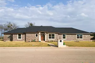 522 Skyline Dr, Copperas Cove, TX 76522 - Photo 3