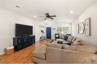 911 Karah, New Braunfels, TX 78130 - Photo 7