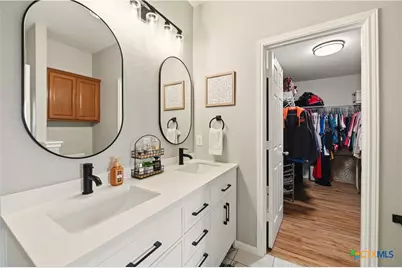 911 Karah, New Braunfels, TX 78130 - Photo 33