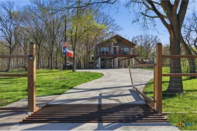 121 Lakeside Drive, Seguin, TX 78155 - Photo 3