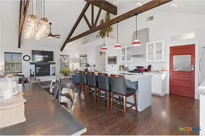 121 Lakeside Drive, Seguin, TX 78155 - Photo 11