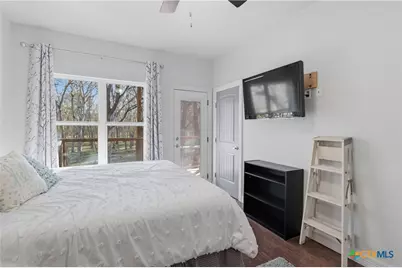 121 Lakeside Drive, Seguin, TX 78155 - Photo 25