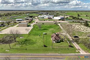 119 County Rd 3007, Lott, TX 76656 - Photo 23