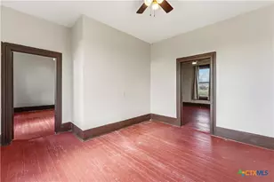 119 County Rd 3007, Lott, TX 76656 - Photo 5