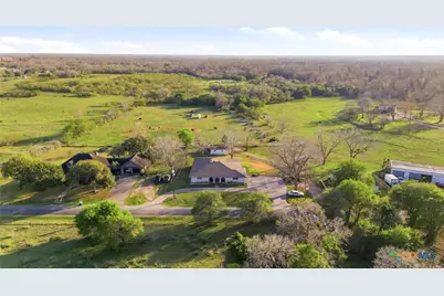 911 W Constitution Street, Victoria, TX 77901 - Photo 41