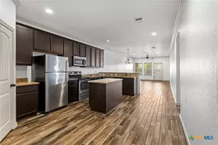 1005 Tripp Ln, New Braunfels, TX 78130 - Photo 3