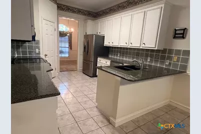 204 Windy Way Drive, Victoria, TX 77904 - Photo 9