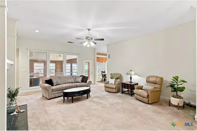 204 Windy Way Drive, Victoria, TX 77904 - Photo 11