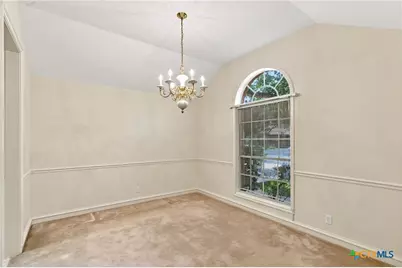 204 Windy Way Drive, Victoria, TX 77904 - Photo 9