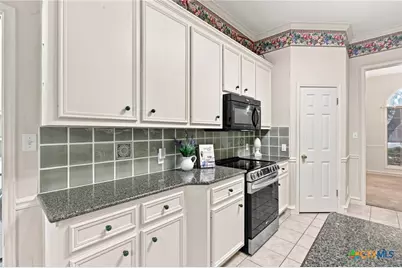 204 Windy Way Drive, Victoria, TX 77904 - Photo 17