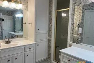 204 Windy Way Dr, Victoria, TX 77904 - Photo 17