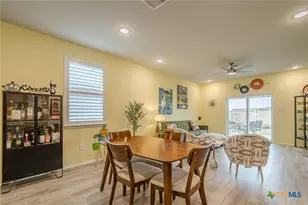 1418 Prynne St, New Braunfels, TX 78130 - Photo 9