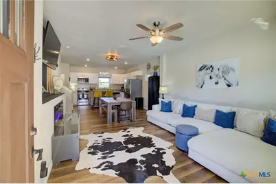 1577 Whispering Hills Drive, Canyon Lake, TX 78133 - Photo 5