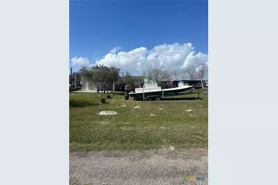 1508 W Tyler Avenue, Port O'Connor, TX 77982 - Photo 9