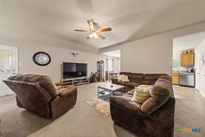 211 McCullough Loop, Temple, TX 76502 - Photo 3