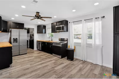 2539 County Road 347 Loop, Gause, TX 77857 - Photo 3