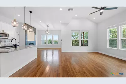 3225 Hawthorne Road, Spring Branch, TX 78070 - Photo 7