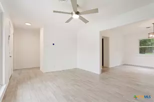 1304 Metropolitan Dr, Killeen, TX 76541 - Photo 5