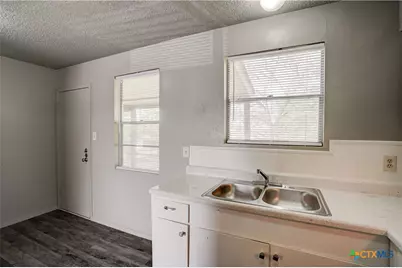 714 Martindale Road, San Marcos, TX 78666 - Photo 13