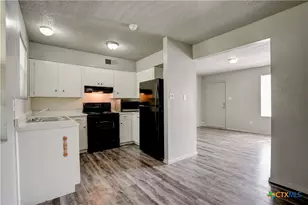 714 Martindale Rd, San Marcos, TX 78666 - Photo 9