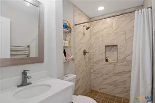 617 Bartlett, Victoria, TX 77905 - Photo 21