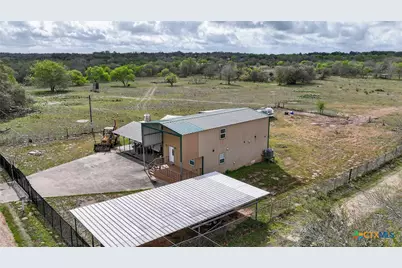 617 Bartlett, Victoria, TX 77905 - Photo 5