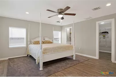 617 Bartlett, Victoria, TX 77905 - Photo 17