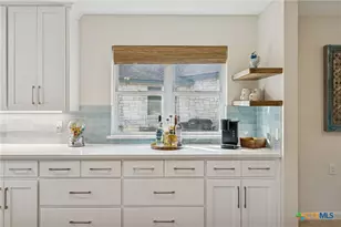 119 Robin Rd, Highland Haven, TX 78654 - Photo 17