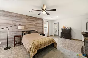 561 Co Rd 785, Natalia, TX 78059 - Photo 23