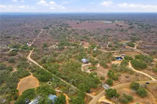 561 Co Rd 785, Natalia, TX 78059 - Photo 43