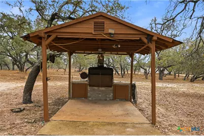 561 County Road 785, Natalia, TX 78059 - Photo 29