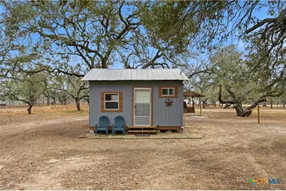 561 County Road 785, Natalia, TX 78059 - Photo 31