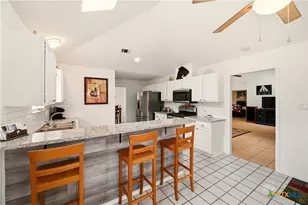 561 Co Rd 785, Natalia, TX 78059 - Photo 9